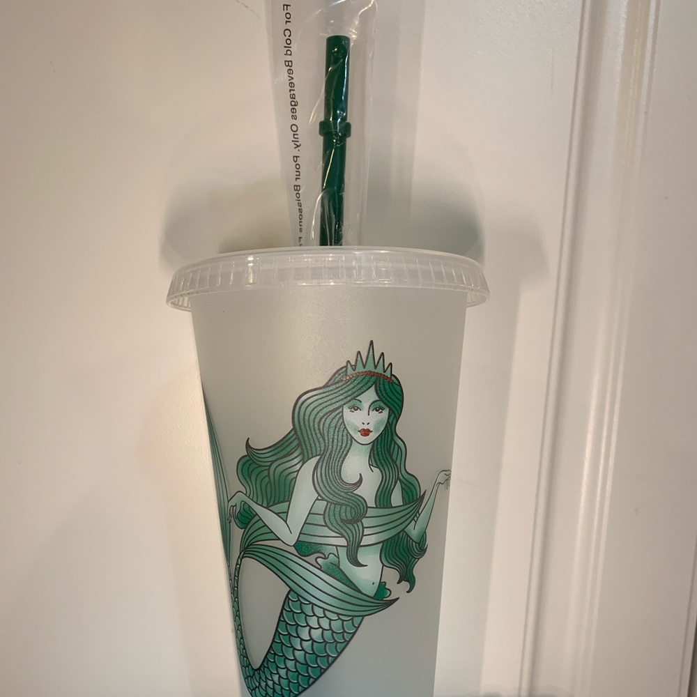 Mermaid Starbucks venti cup